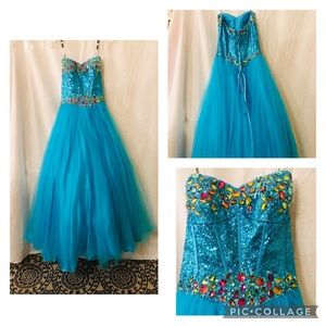 New_Juliet_Blue Sequins Gown_Small